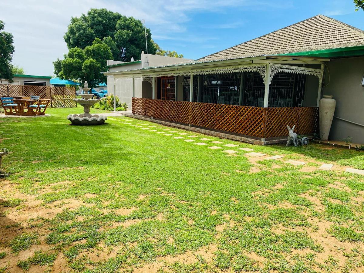 Biekiesvlei Hotel Lichtenburg ภายนอก รูปภาพ