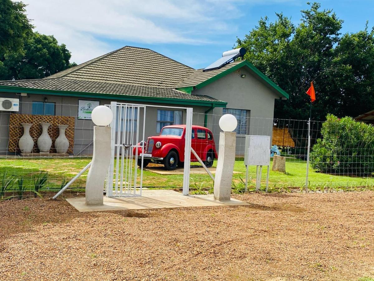 Biekiesvlei Hotel Lichtenburg ภายนอก รูปภาพ