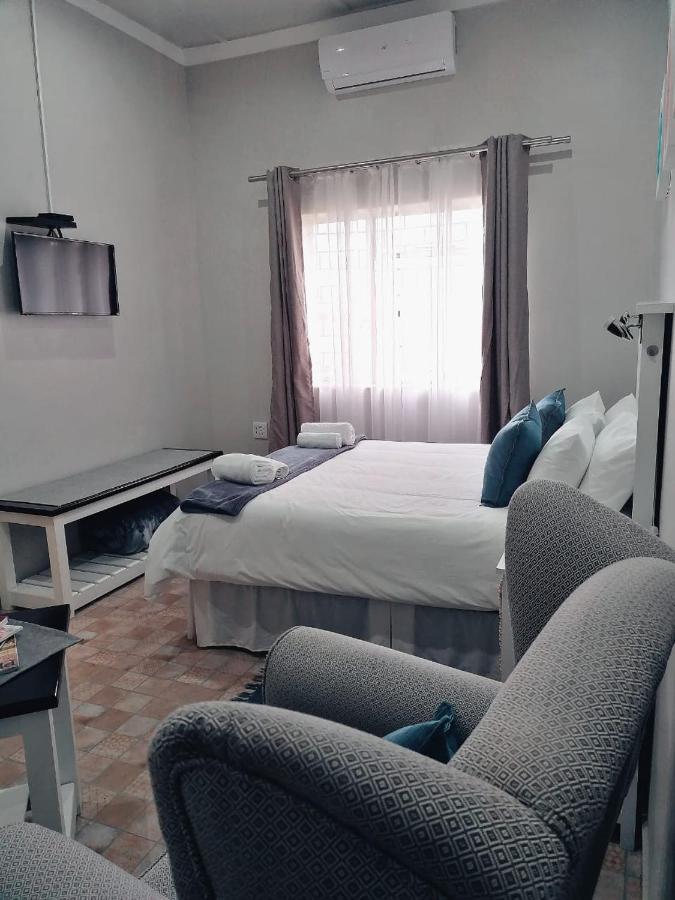 Biekiesvlei Hotel Lichtenburg ภายนอก รูปภาพ